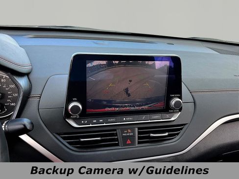 Certified 2022 Nissan Altima 2.5 SR FWD image 14