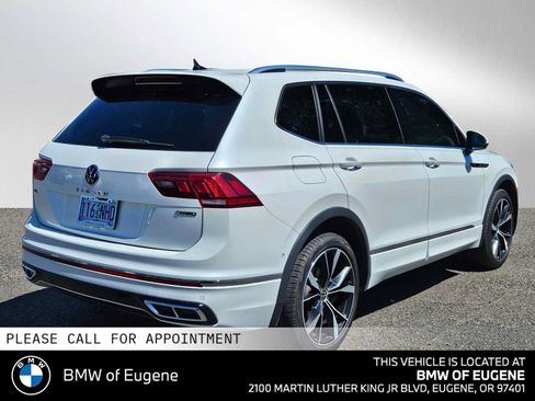 Used 2022 Volkswagen Tiguan SEL R-Line AWD/4WD image 3