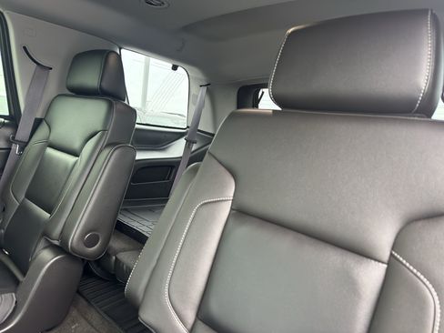 Certified 2016 Chevrolet Tahoe LT w/ Luxury Package AWD/4WD image 33