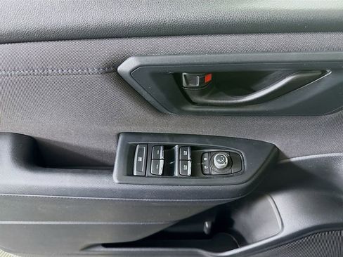 Certified 2025 Subaru Forester Premium AWD/4WD image 23