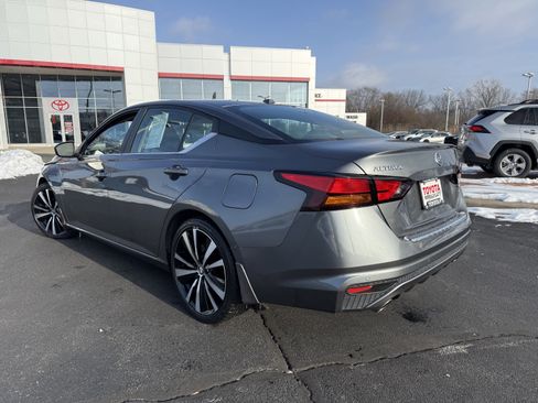 Used 2022 Nissan Altima 2.5 SR image 7