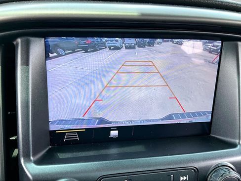 Used 2022 GMC Canyon AT4 w/ Driver Alert Package AWD/4WD image 27