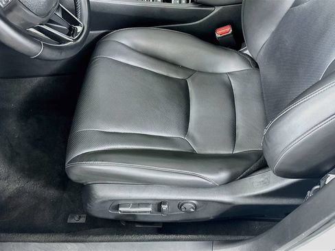 Used 2024 Honda Accord Sport image 19