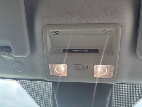 Used 2022 Ford Transit 350 DRW image 29