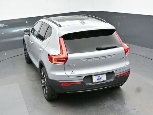 Used 2024 Volvo XC40 B5 Plus w/ Protection Package Premier AWD/4WD image 21