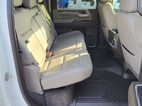 Used 2024 Chevrolet Silverado 2500 LTZ w/ LTZ Plus Package image 11