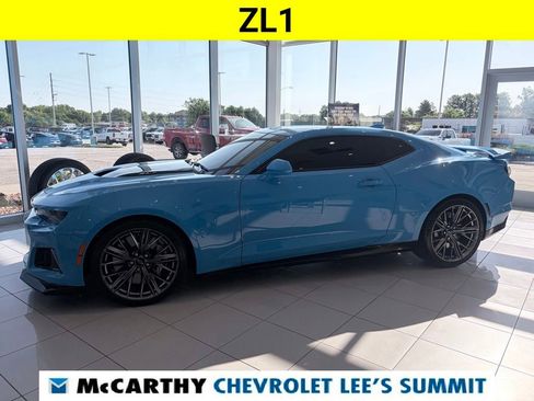 Used 2023 Chevrolet Camaro ZL1 RWD image 4