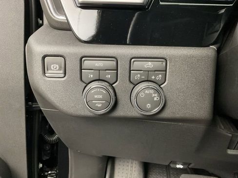 New 2026 Chevrolet Silverado 1500 LT w/ LPO, Dark Essentials Package AWD/4WD image 13