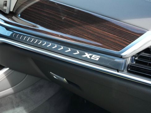 New 2026 BMW X5 xDrive50e w/ Climate Comfort Package image 27