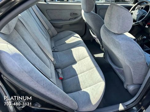 Used 2006 Hyundai Elantra GLS image 16