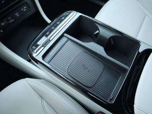 New 2026 Hyundai Tucson Limited image 17