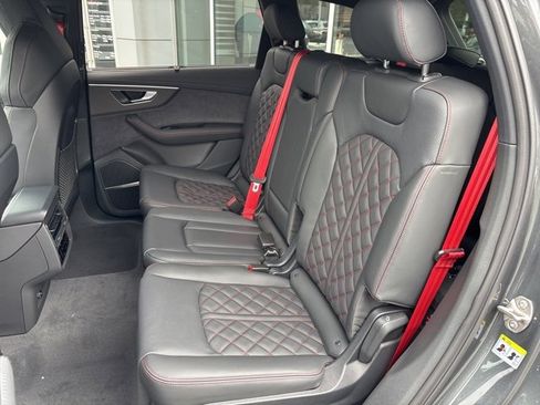 New 2026 Audi Q7 3.0T Prestige image 10