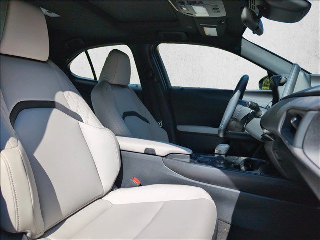 Used 2025 Lexus UX 300h FWD image 30
