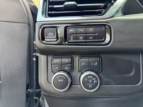 Used 2025 GMC Yukon Elevation w/ LPO, Floor Liner Package AWD/4WD image 22