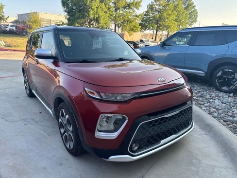 Certified 2021 Kia Soul X-Line FWD image 2