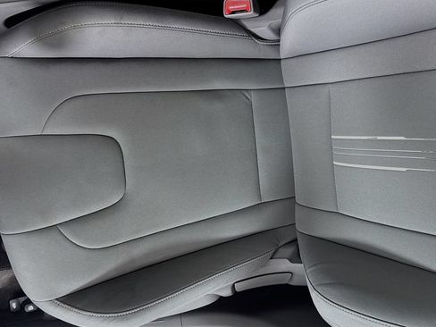 Used 2023 Hyundai Elantra SEL FWD image 19