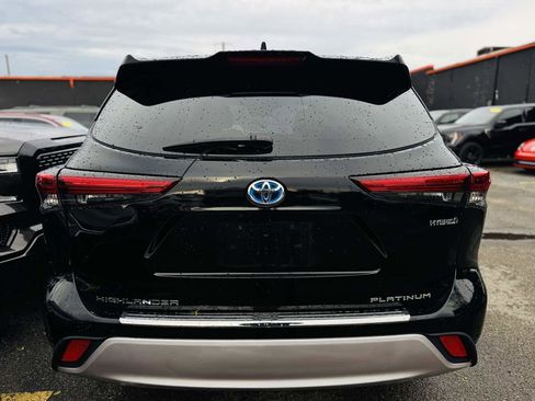 Used 2021 Toyota Highlander Platinum AWD/4WD image 6