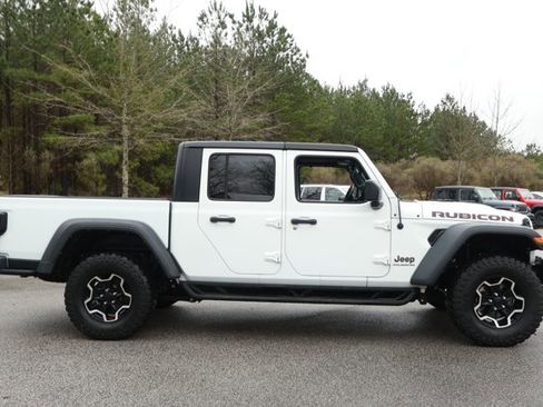 Used 2023 Jeep Gladiator Rubicon w/ Cold Weather Group image 4