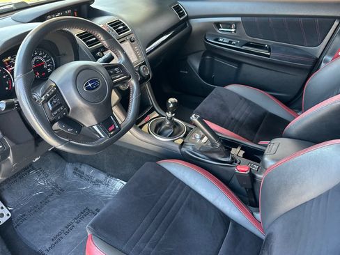 Used 2018 Subaru WRX STI Limited w/ Popular Package #1 AWD/4WD image 9