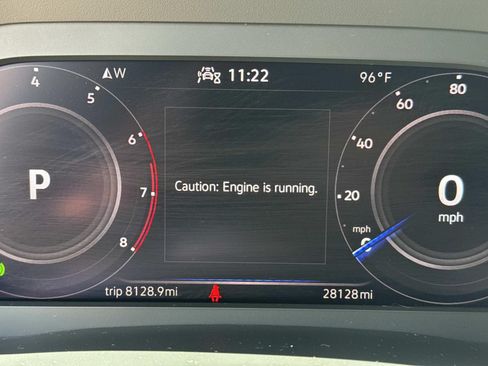 Used 2023 Volkswagen Atlas Cross Sport SE w/ Panoramic Sunroof Package FWD image 27