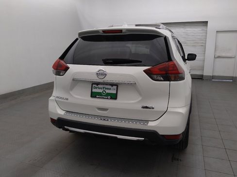 Used 2020 Nissan Rogue S w/ Special Edition Package FWD image 7