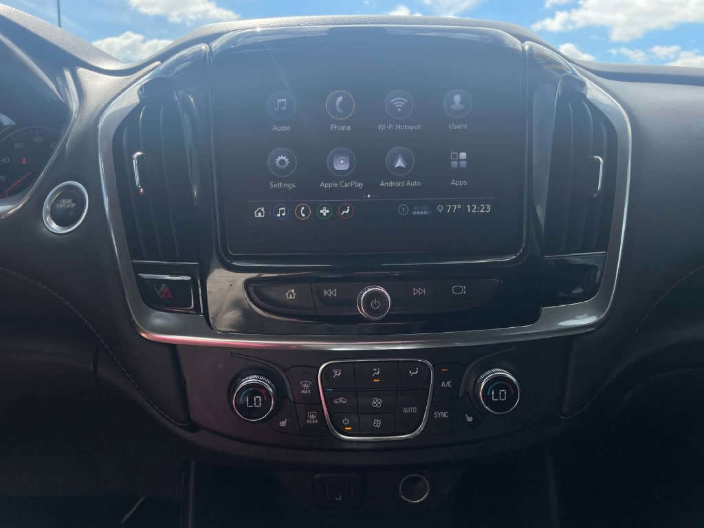 Used 2021 Chevrolet Traverse LT FWD image 19