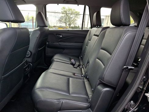 Used 2019 Honda Pilot EX-L image 11