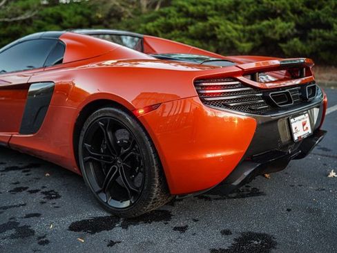 Used 2016 McLaren 650S Spider image 14