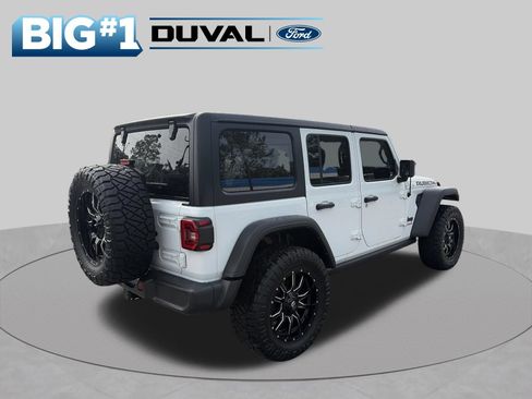 Used 2021 Jeep Wrangler Unlimited Rubicon AWD/4WD image 2