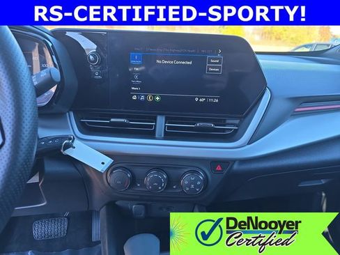 Used 2024 Chevrolet Trax RS image 19