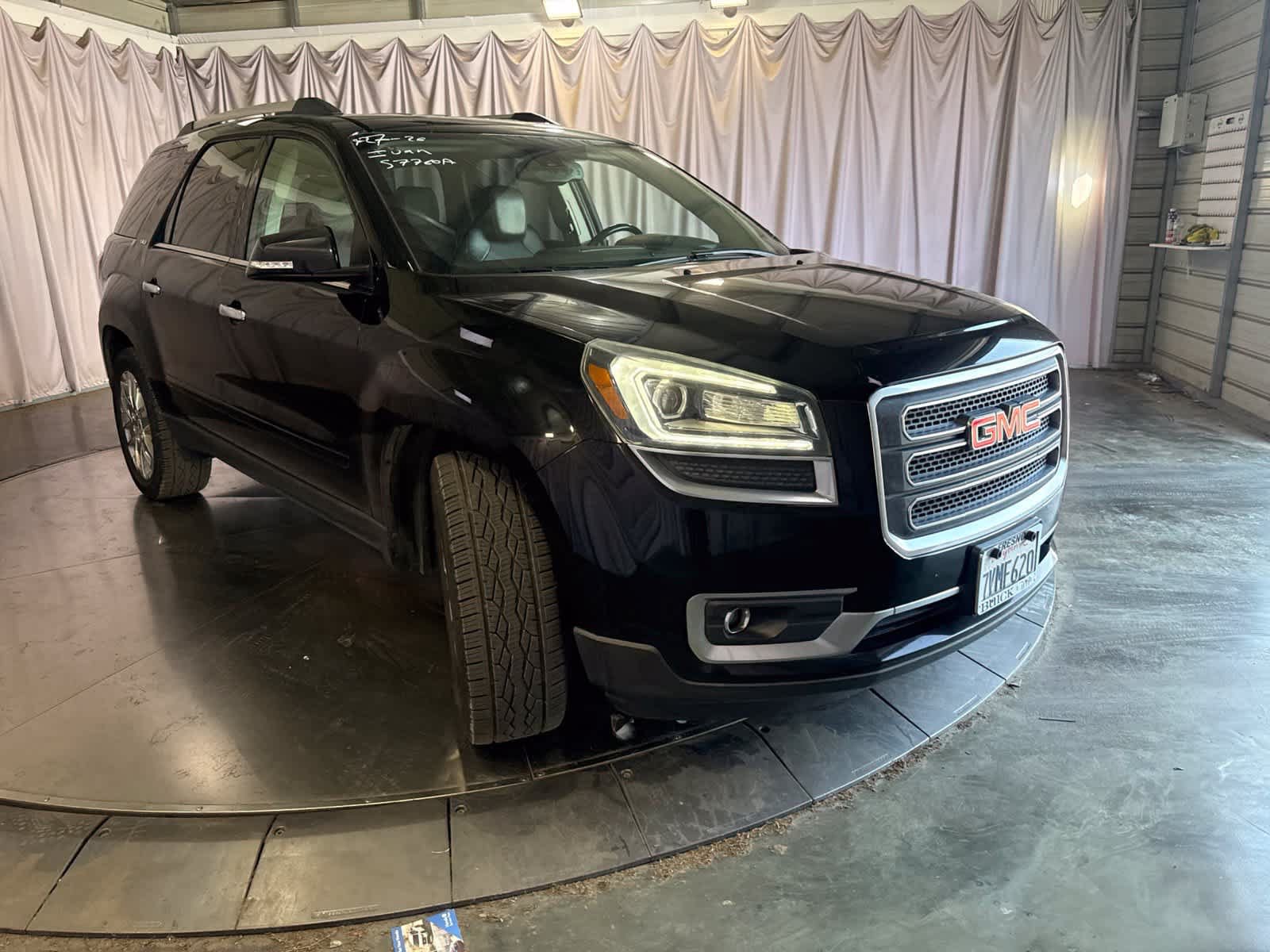 Used 2017 GMC Acadia Limited SLT FWD image 2