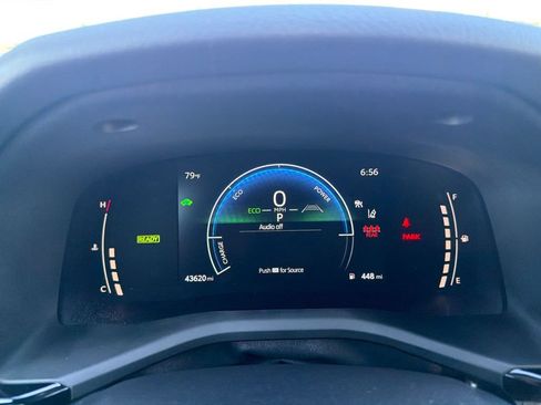 Used 2025 Toyota Camry SE FWD image 23