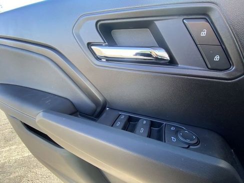 New 2025 GMC Canyon Elevation w/ Convenience Package image 13