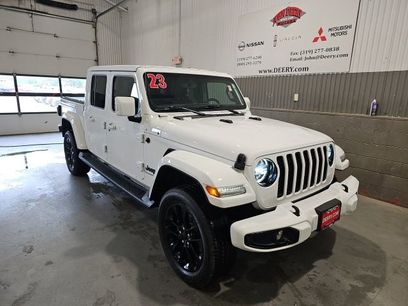 Used 2023 Jeep Gladiator Overland