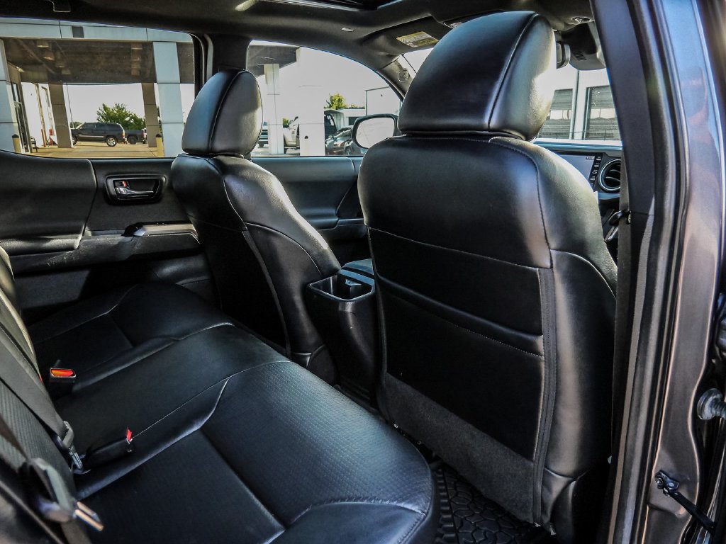 Used 2022 Toyota Tacoma TRD Pro AWD/4WD image 26