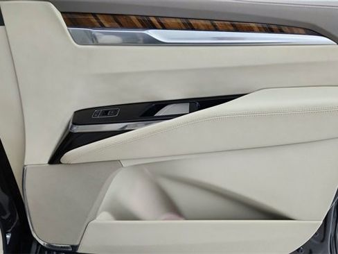 Used 2025 Cadillac Escalade Sport Platinum w/ LPO, Floor Liner Package image 24