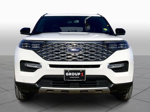 Used 2020 Ford Explorer Platinum w/ Premium Technology Package image 6
