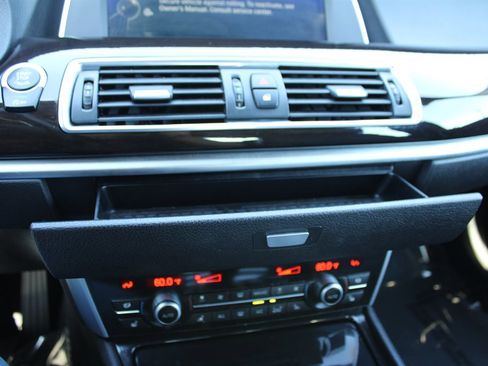 Used 2013 BMW 535i Gran Turismo xDrive image 29