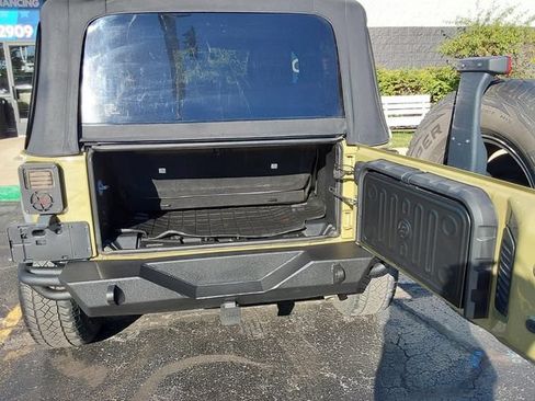 Used 2013 Jeep Wrangler Sport AWD/4WD image 8