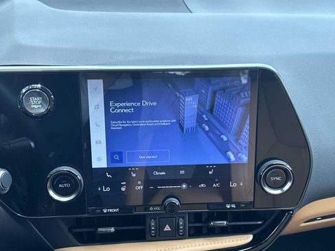 Used 2024 Lexus NX 250 FWD w/ Cold Area Package image 18