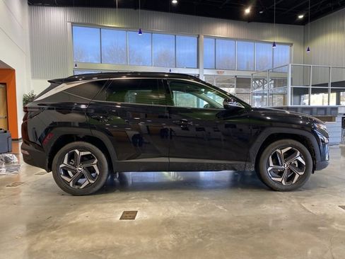 Used 2024 Hyundai Tucson Limited image 11