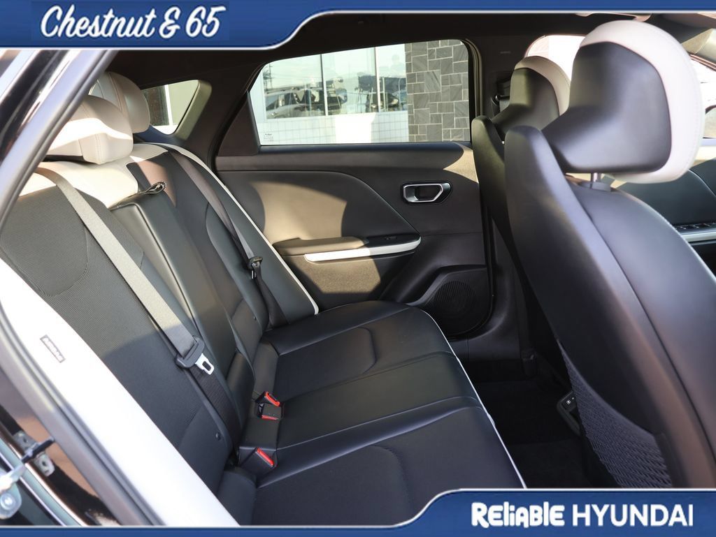 Used 2026 Kia K4 GT-Line FWD image 12