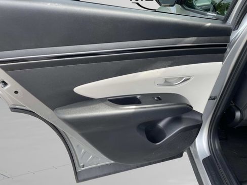 Used 2024 Hyundai Tucson SEL FWD image 13