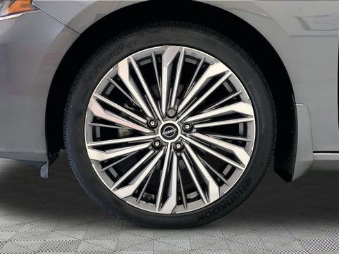 Used 2024 Nissan Altima 2.5 SL AWD/4WD image 22
