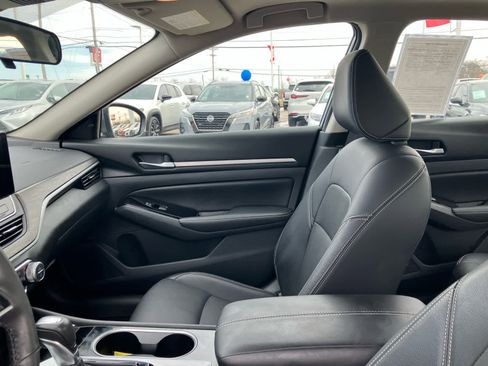 Used 2024 Nissan Altima 2.5 SL image 10