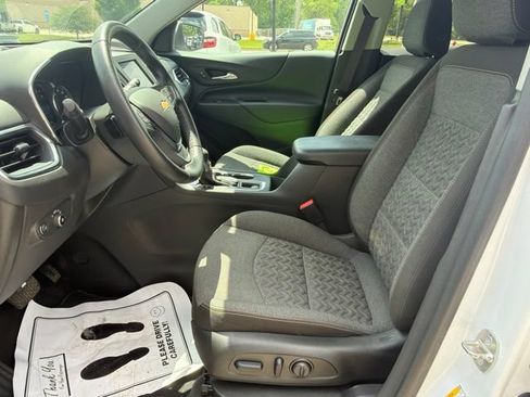 Certified 2024 Chevrolet Equinox LT FWD image 23