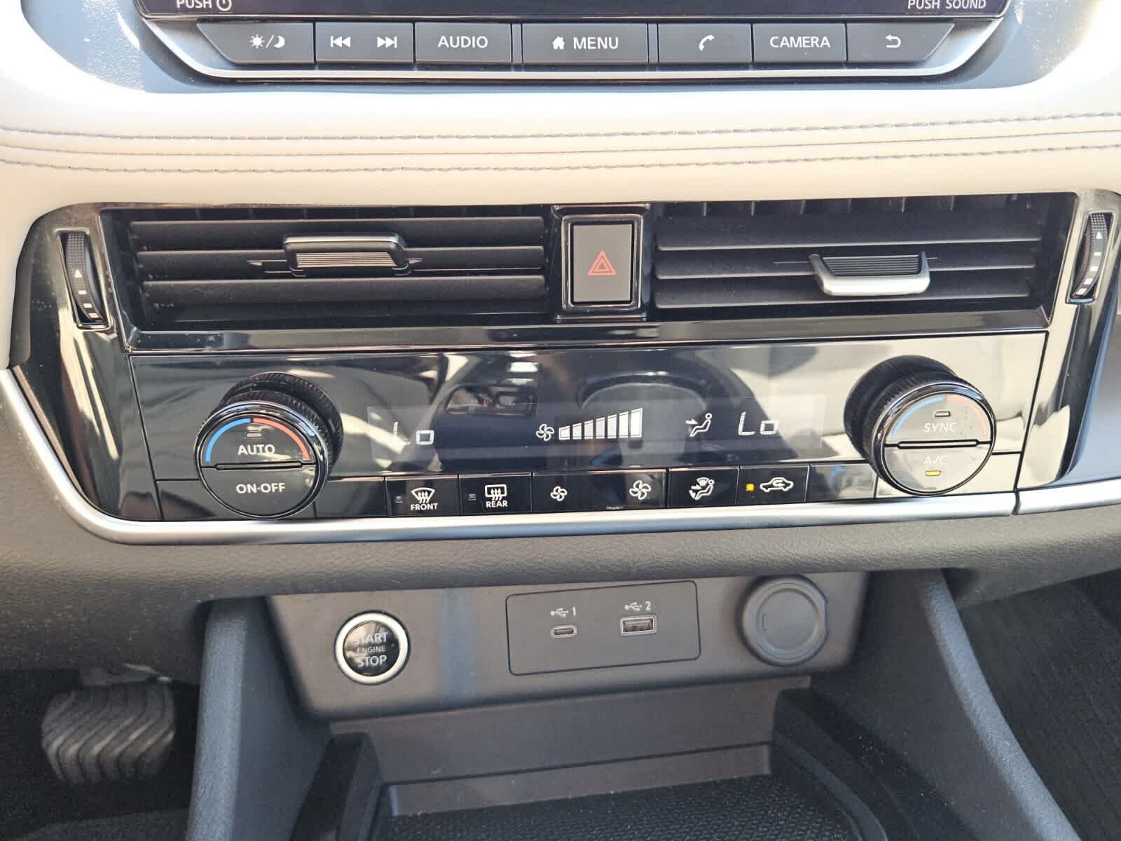 Used 2022 Nissan Rogue SV FWD image 10