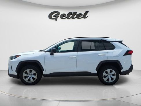 Used 2019 Toyota RAV4 LE FWD image 8