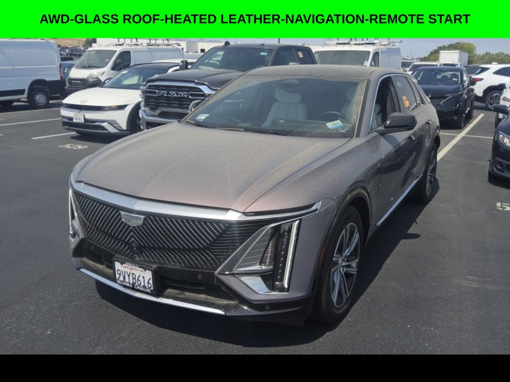 Used 2025 Cadillac Lyriq Luxury AWD/4WD image 1