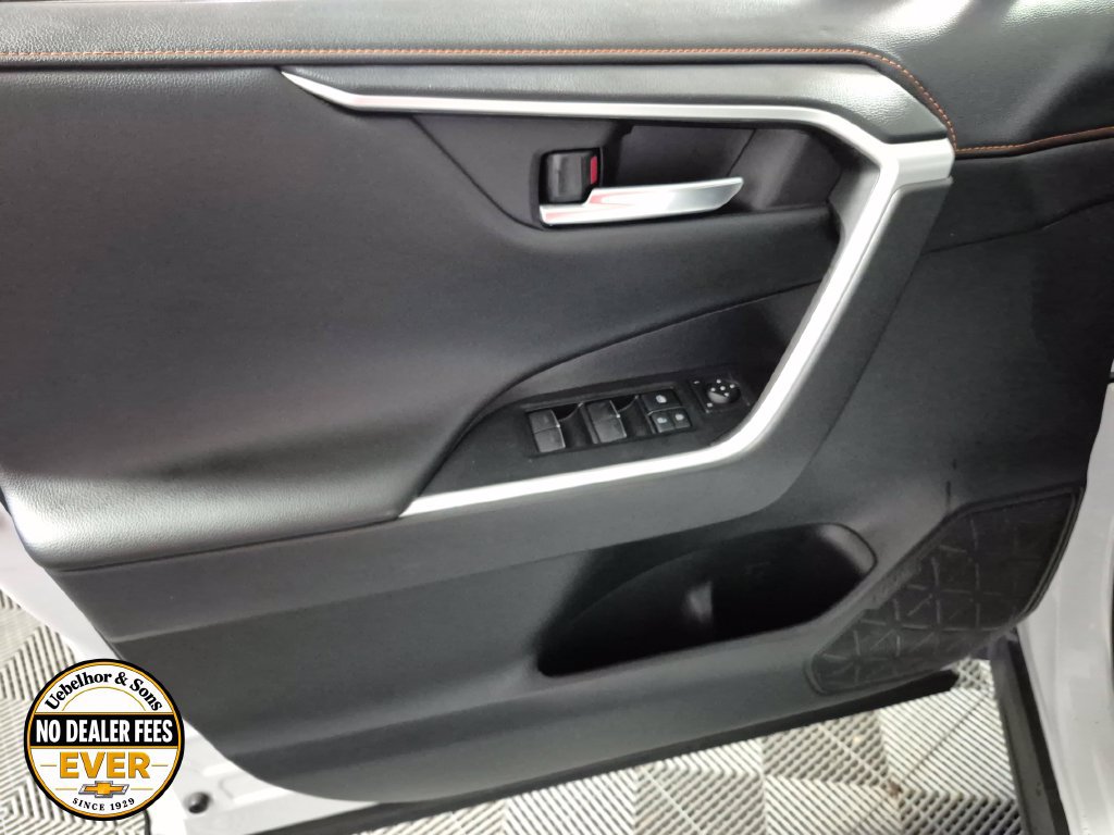 Used 2022 Toyota RAV4 Adventure AWD/4WD image 15